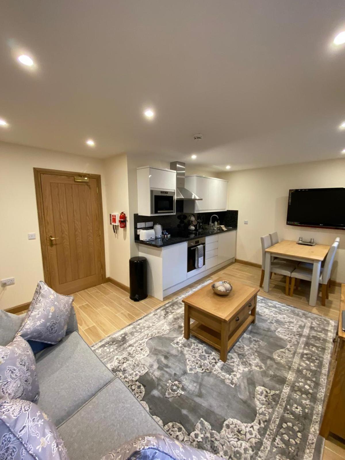 Waverley Inn Holiday Apartments Inverness Phòng bức ảnh