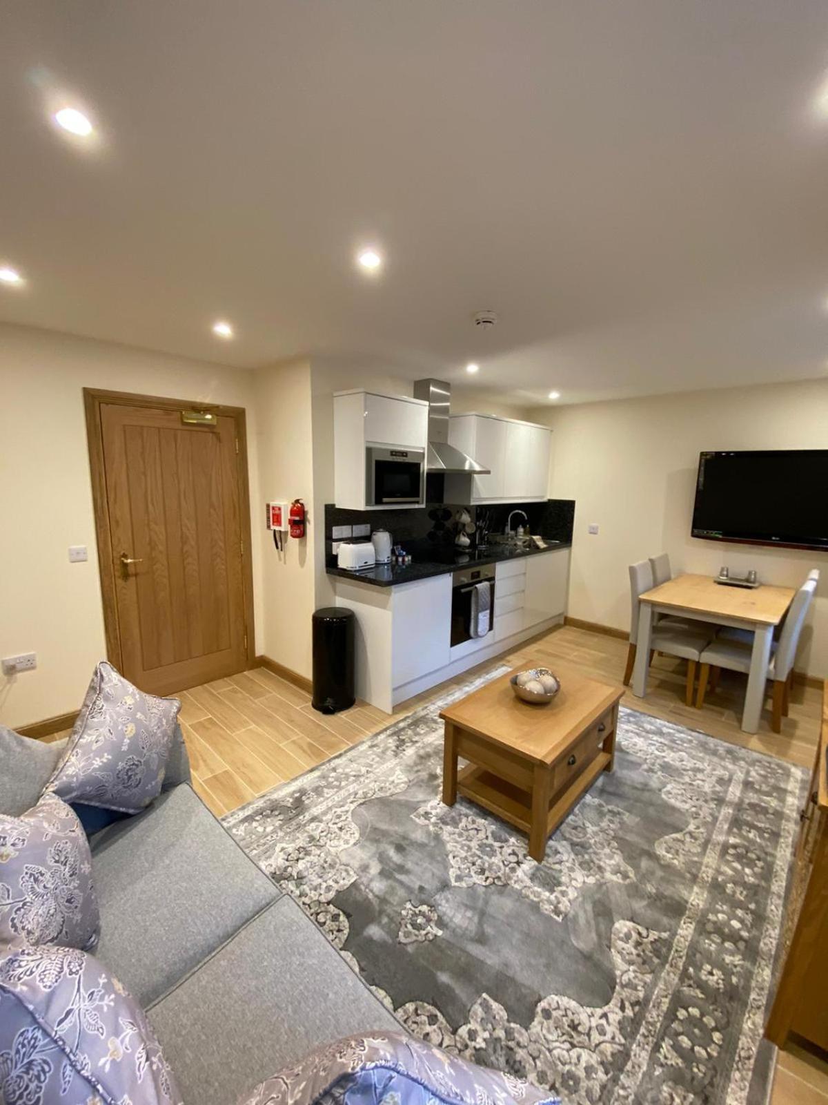 Waverley Inn Holiday Apartments Inverness Phòng bức ảnh