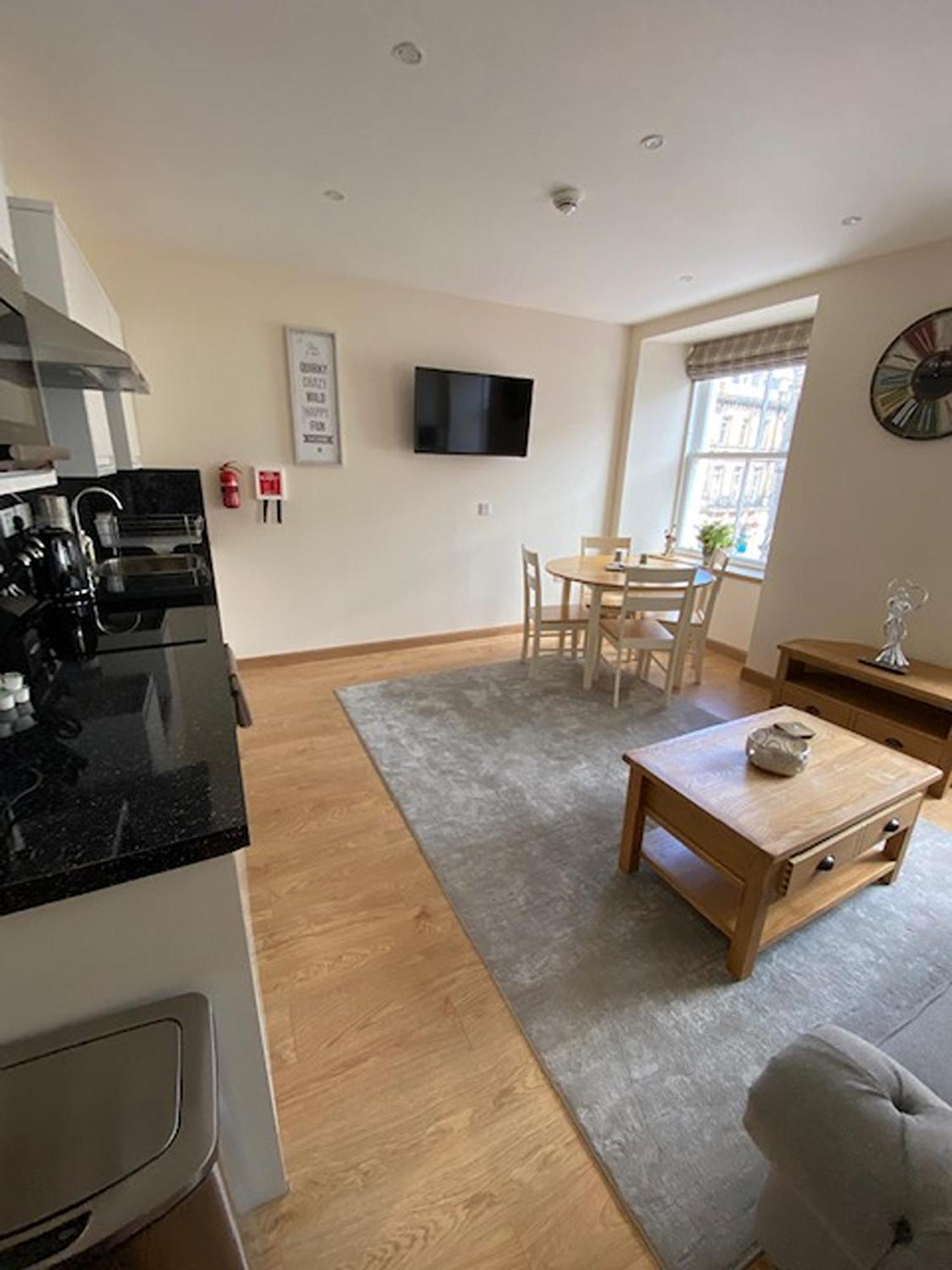 Waverley Inn Holiday Apartments Inverness Phòng bức ảnh