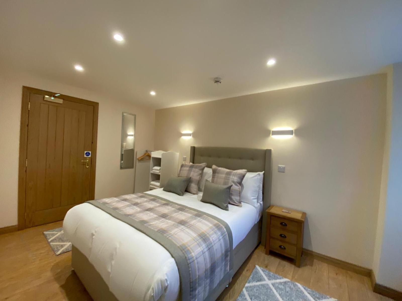 Waverley Inn Holiday Apartments Inverness Phòng bức ảnh